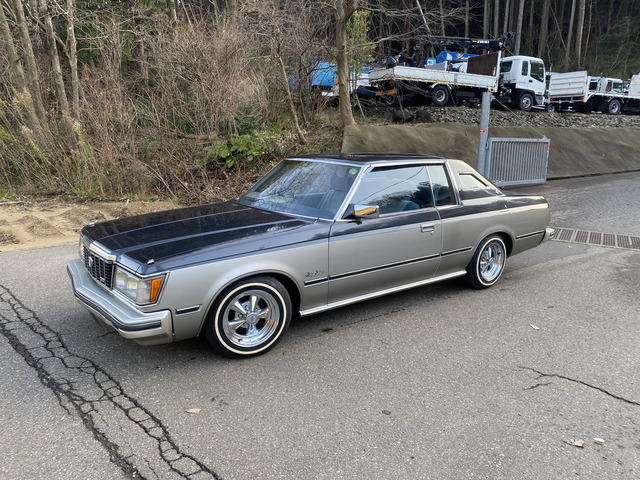 トヨタ クラウン 