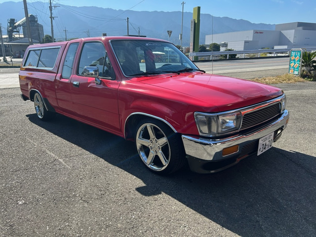 米国トヨタ ハイラックス 