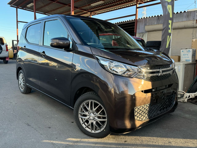 三菱 eKワゴン 