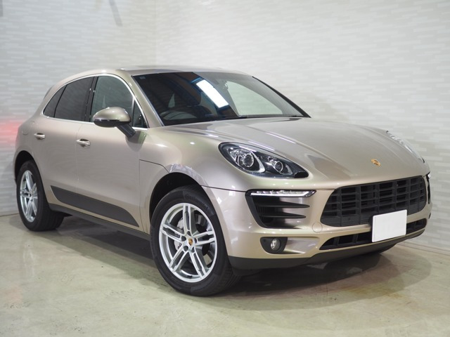 ポルシェ マカン 