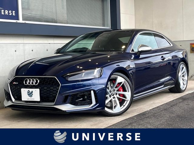アウディ RS5 