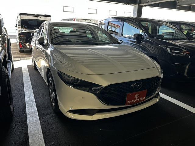 マツダ MAZDA3セダン 