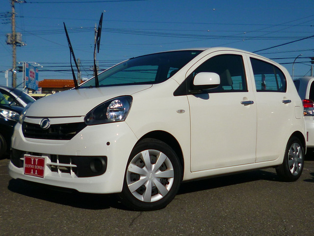 ダイハツ ミライース 