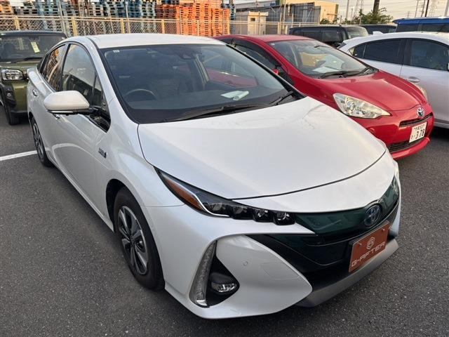 トヨタ プリウスPHV 