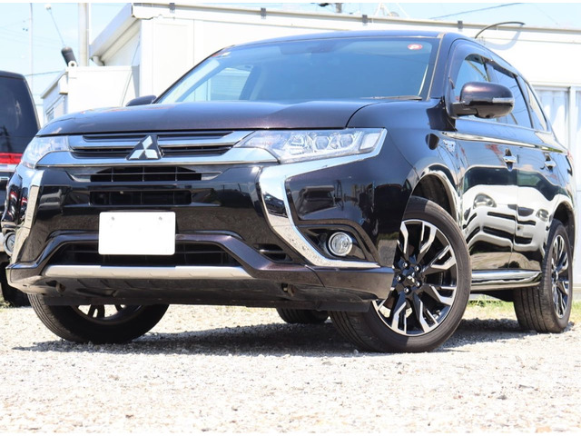 三菱 アウトランダーPHEV 
