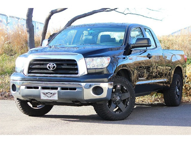 米国トヨタ タンドラ 