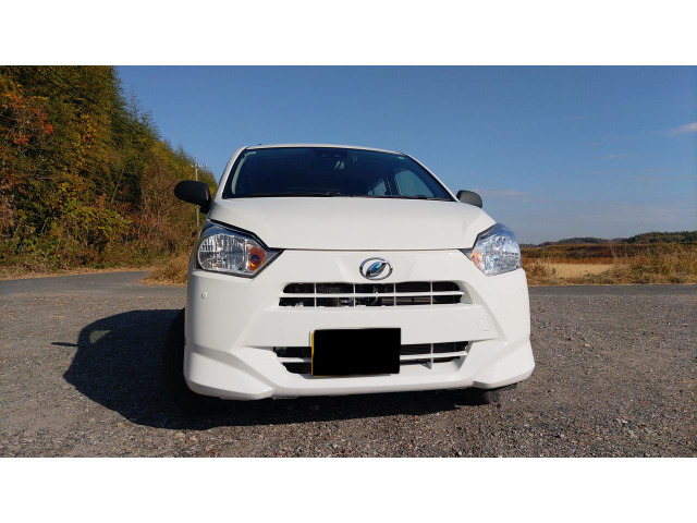 ダイハツ ミライース 