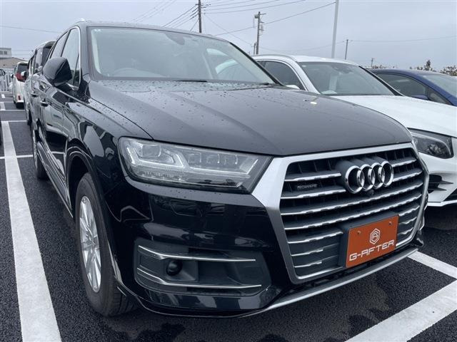 アウディ Q7 