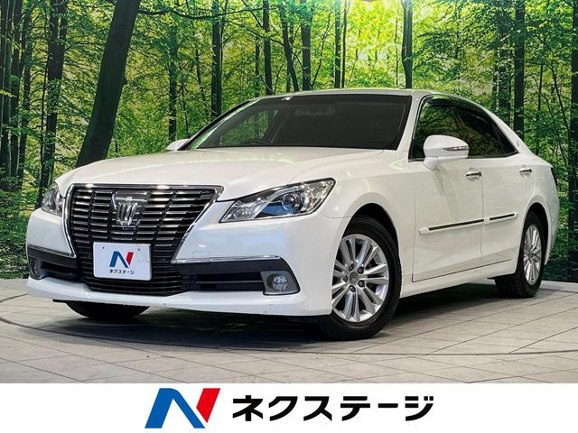 トヨタ クラウン 