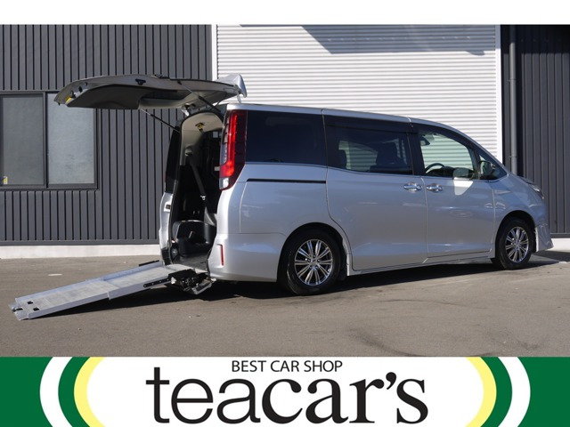 トヨタ エスクァイア 