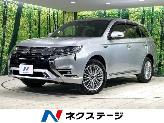 三菱 アウトランダーPHEV 