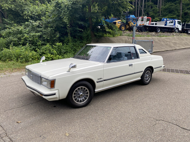 トヨタ クラウン 