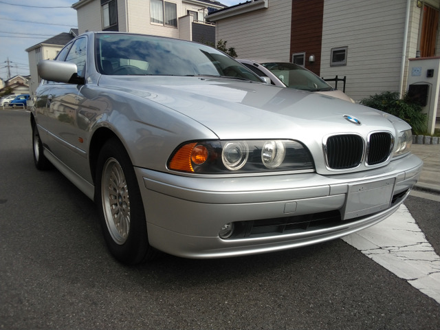 BMW 5シリーズセダン 
