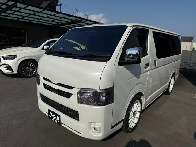 トヨタ ハイエースバン 