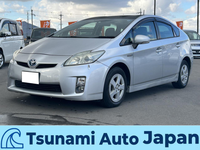 トヨタ プリウス 