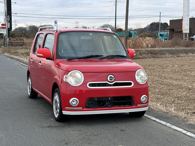 ダイハツ ミラココア 