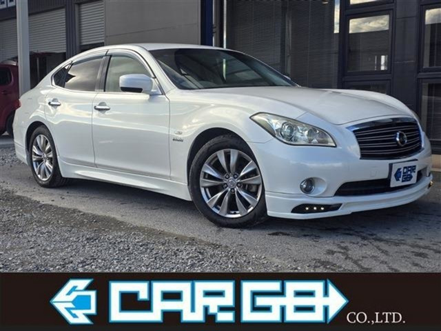 日産 フーガハイブリッド 