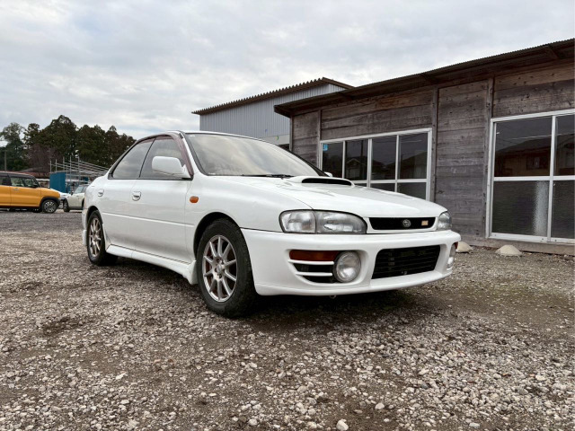 スバル インプレッサ 