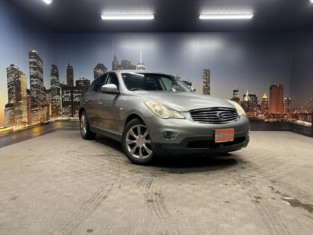 日産 スカイラインクロスオーバー 