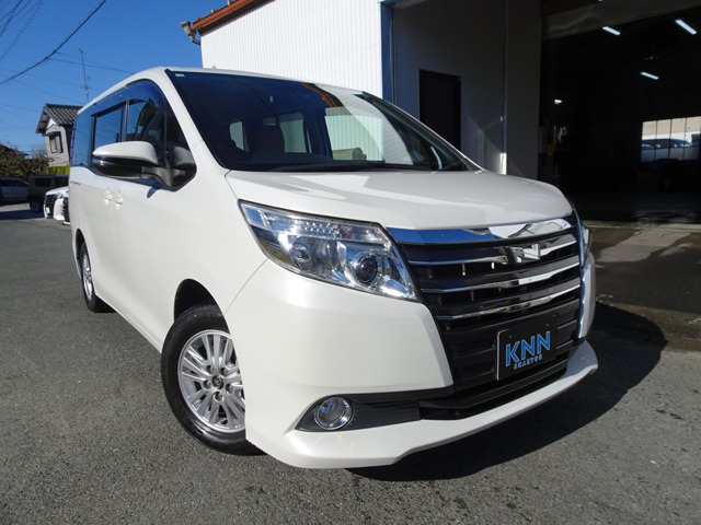 トヨタ エスクァイアハイブリッド 