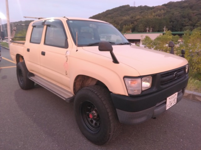 トヨタ ハイラックス 