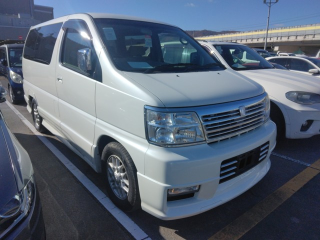 日産 エルグランド 
