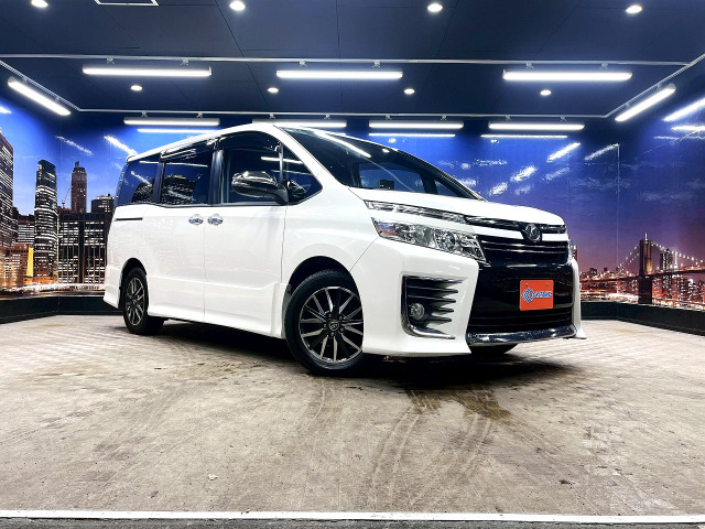 トヨタ ヴォクシー 