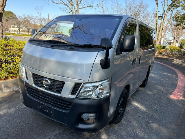 日産 NV350キャラバン 