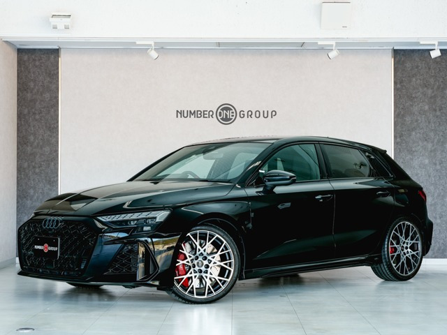 アウディ RS3スポーツバック 