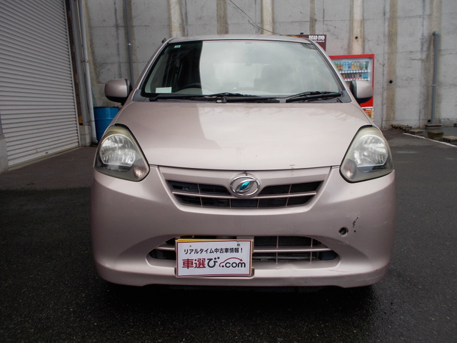 ダイハツ ミライース 