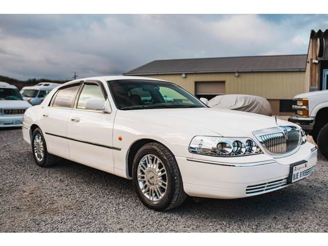 リンカーン タウンカー 