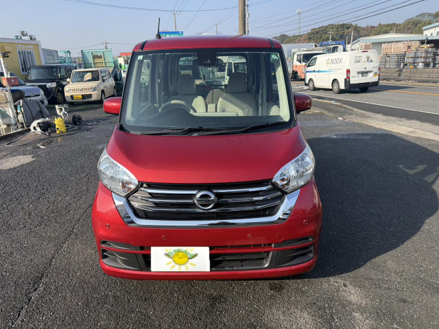 日産 デイズルークス 