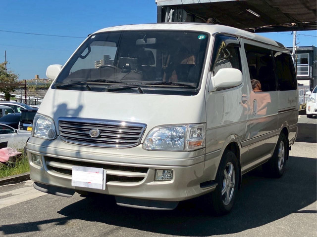 トヨタ ハイエース 