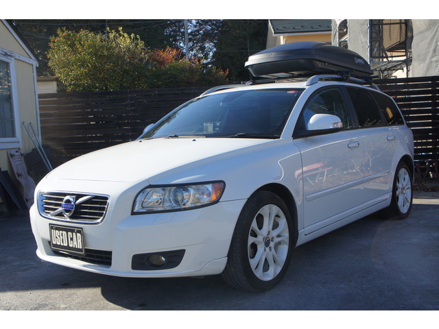 ボルボ V50 