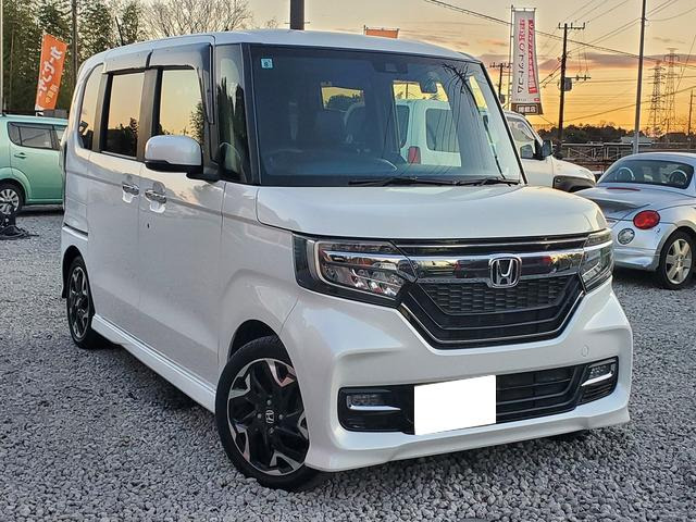 ホンダ N-BOXカスタム 