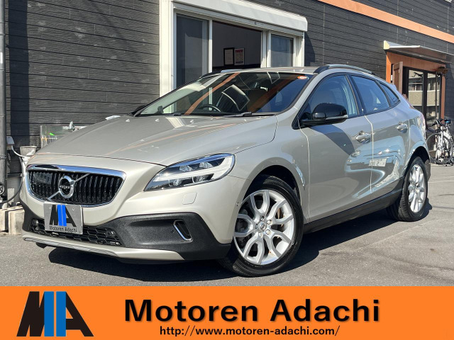 ボルボ V40クロスカントリー 