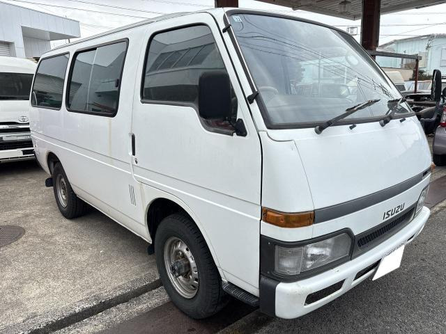 いすゞ ファーゴバン 