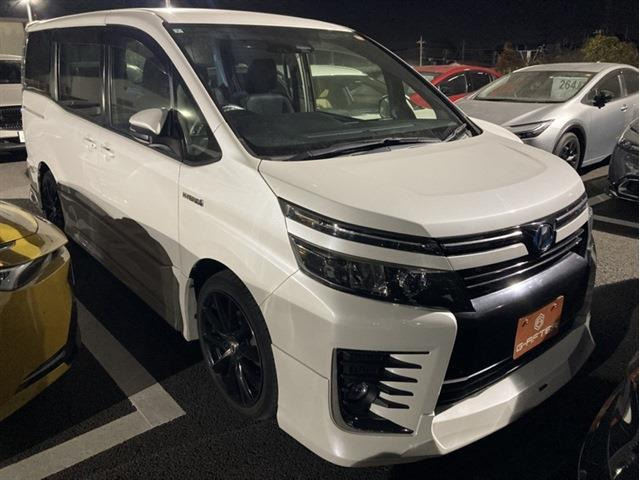 トヨタ ヴォクシー 