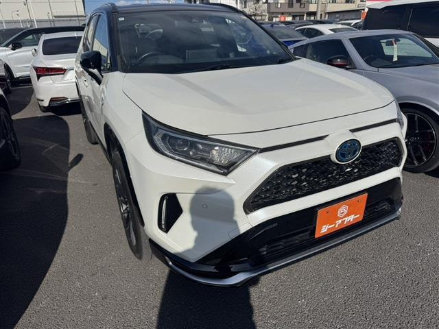 トヨタ RAV4 PHV 