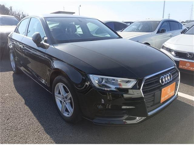 アウディ A3セダン 