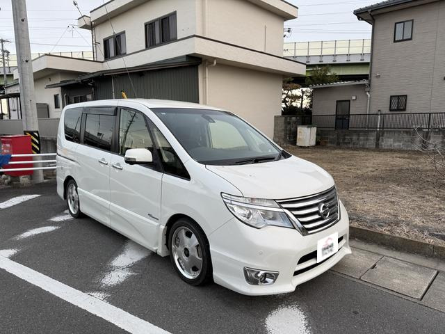 日産 セレナ 