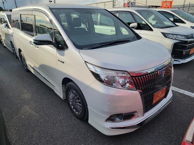 トヨタ エスクァイアハイブリッド 