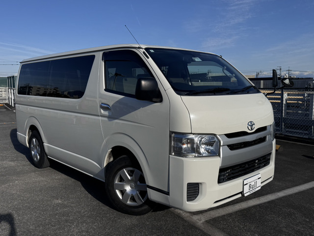 トヨタ レジアスエース 