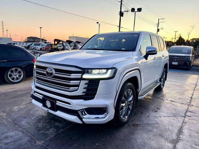 トヨタ ランドクルーザー300 