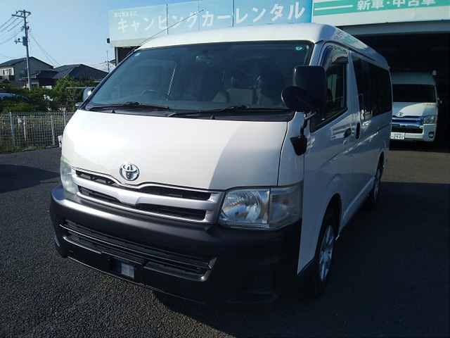 トヨタ ハイエース 