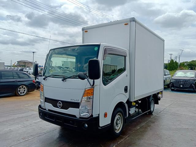 日産 アトラス 