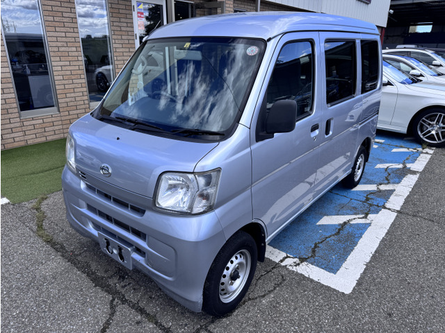 ダイハツ ハイゼットカーゴ 
