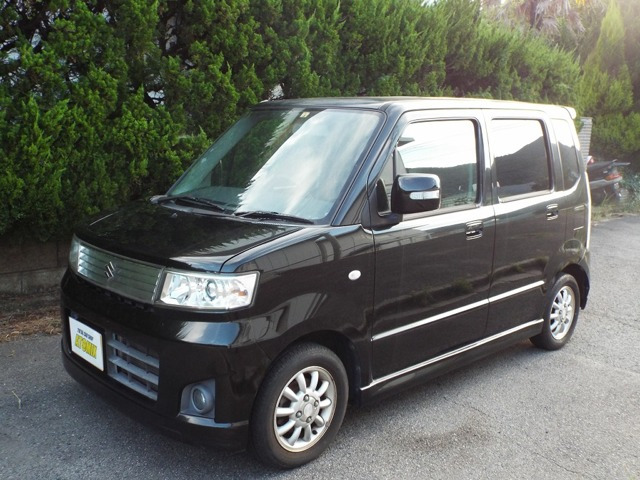 スズキ ワゴンRスティングレー 