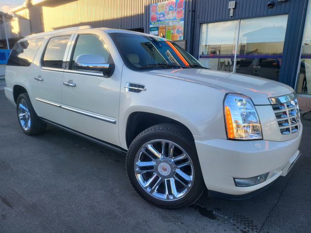 キャデラック エスカレード 