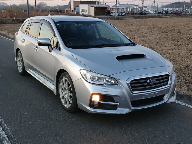 スバル レヴォーグ 